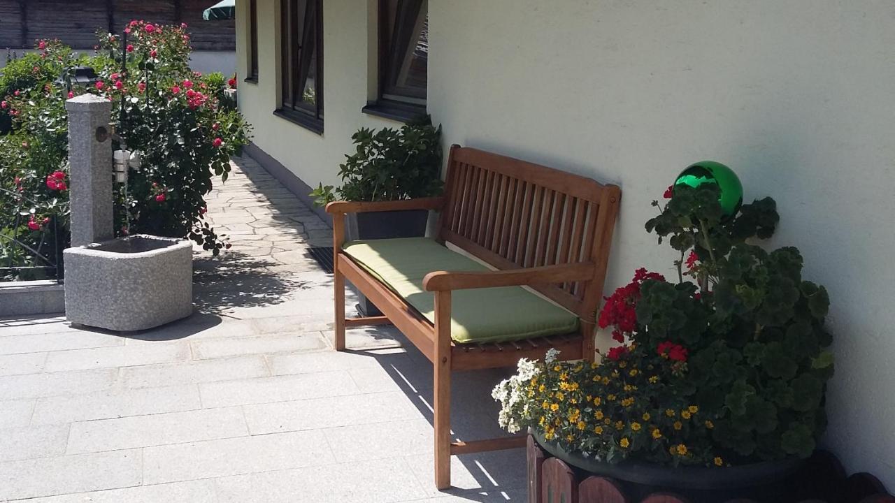 Pension Und Appartement Weinschreiber Раурис Экстерьер фото