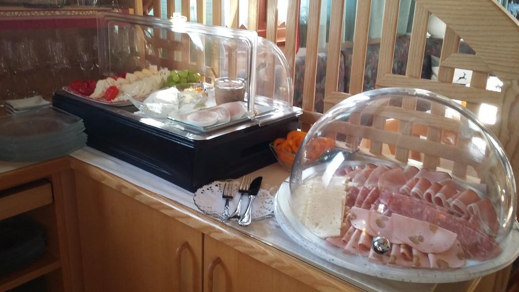 Pension Und Appartement Weinschreiber Раурис Экстерьер фото